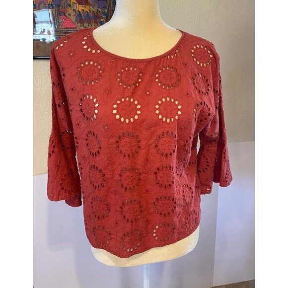 New York & Company Soho Cropped eyelet lace top, women's size S - Picture 1 of 7